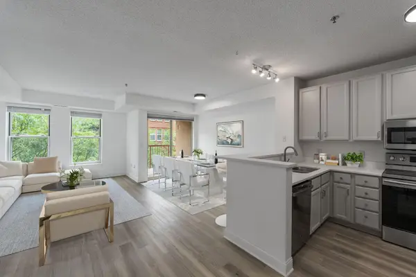 660 N 2nd Street #301, Minneapolis, MN 55401