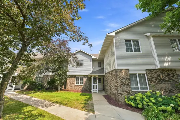 1063 Duckwood Drive #102, Eagan, MN 55123