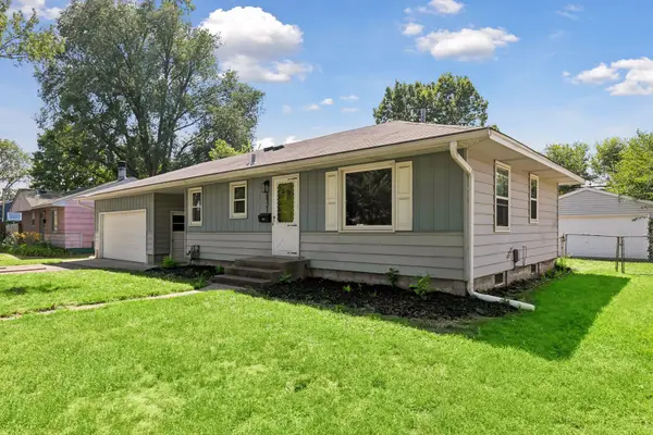 6921 Major Avenue N, Brooklyn Center, MN 55429