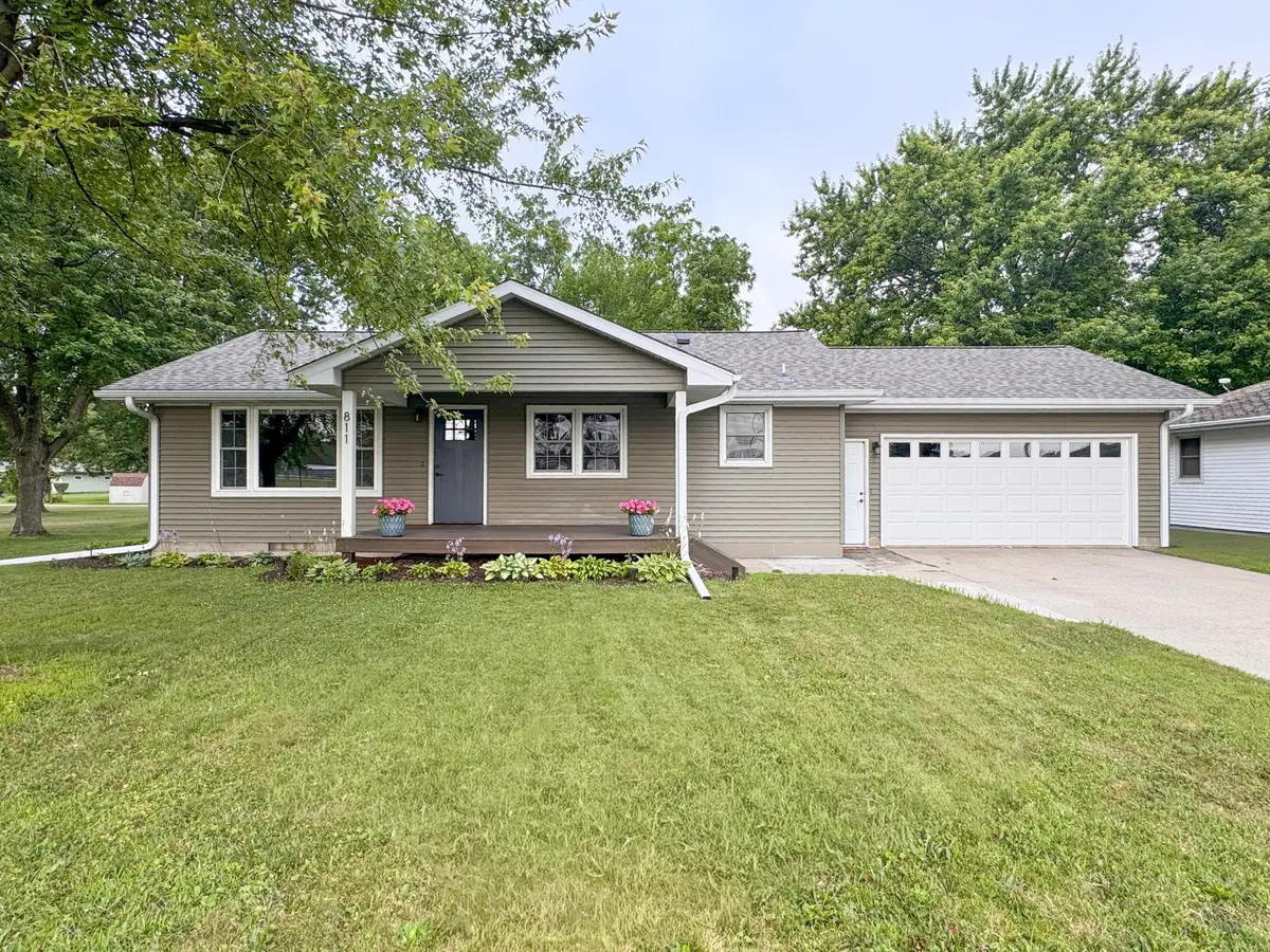 811 8th Street, Gaylord, MN 55334 - #1