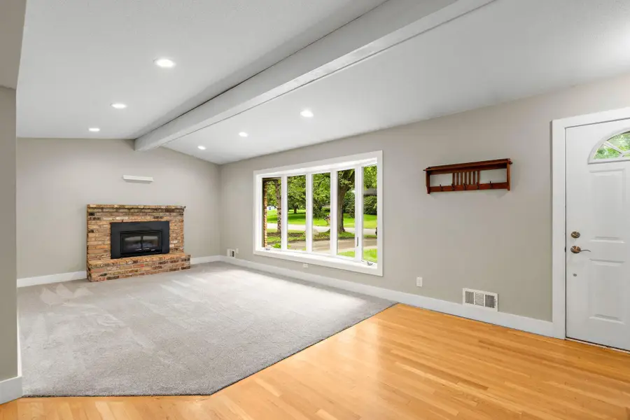 18510 25th Avenue N, Plymouth, MN 55447 - #2