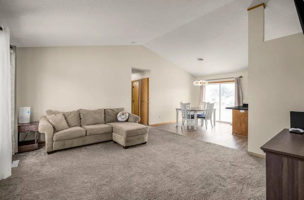 15348 288th Avenue Nw, Zimmerman, MN 55398 - #1