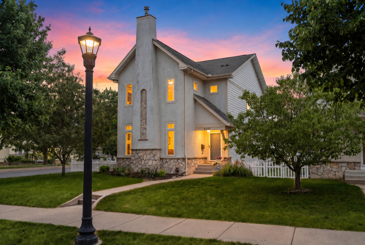 5201 Humboldt Avenue N, Minneapolis, MN 55430 - #1