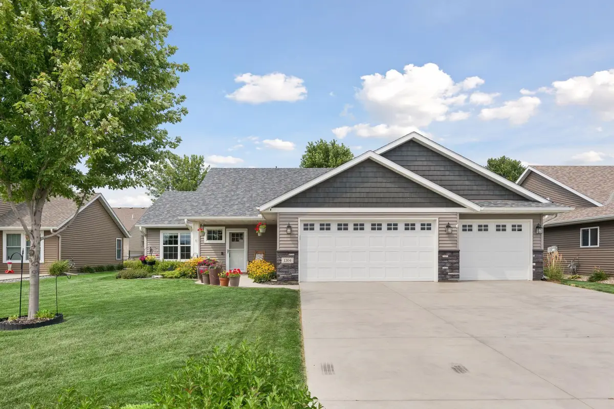 1304 Linwood Road, Belle Plaine, MN 56011 - #1