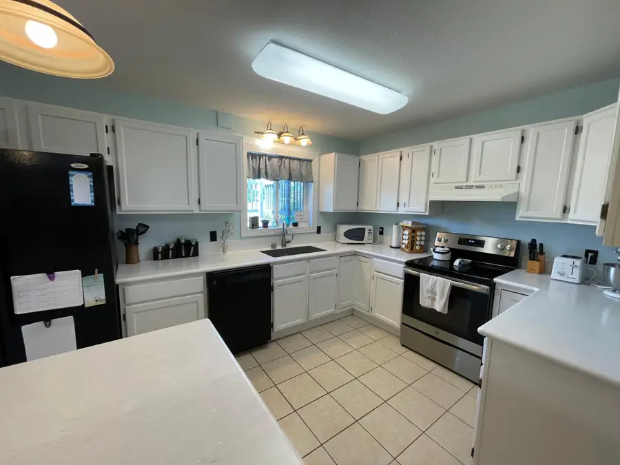 121 Merle Court Ne, Bemidji, MN 56601 - #3