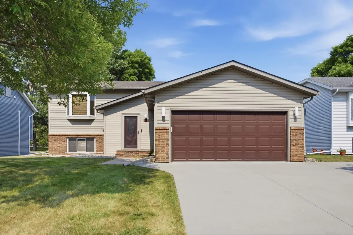 2622 29th Avenue S, Moorhead, MN 56560 - #1