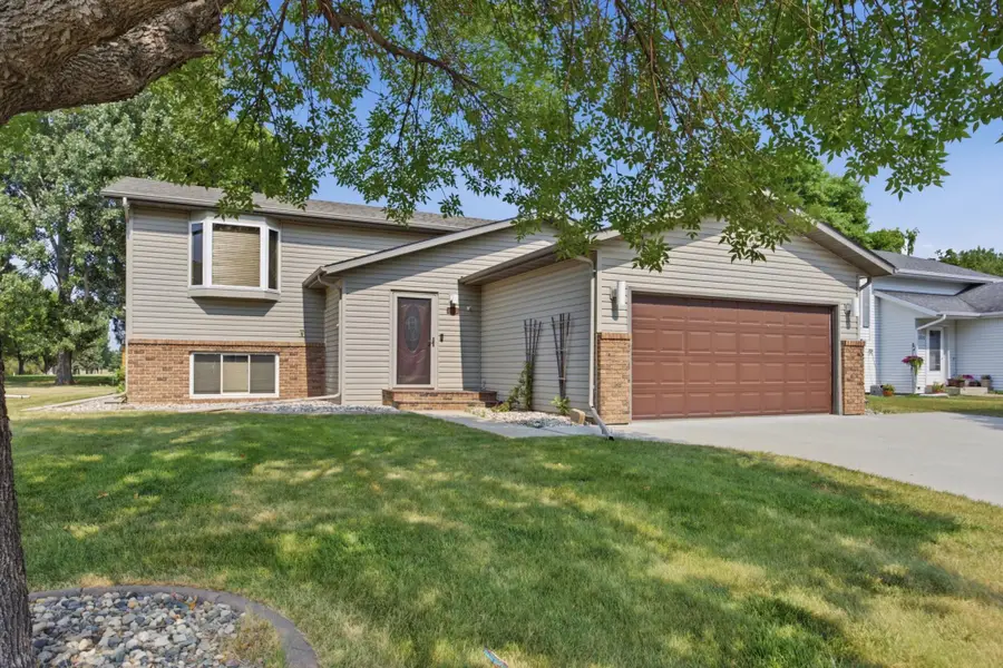 2622 29th Avenue S, Moorhead, MN 56560 - #2