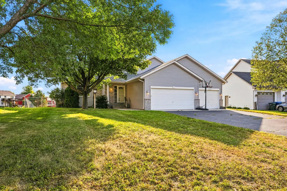 1351 Rolling Oaks Drive, Hanover, MN 55341 - #1