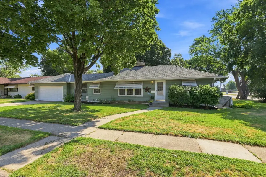 8 6th Avenue Ne, Osseo, MN 55369 - #3