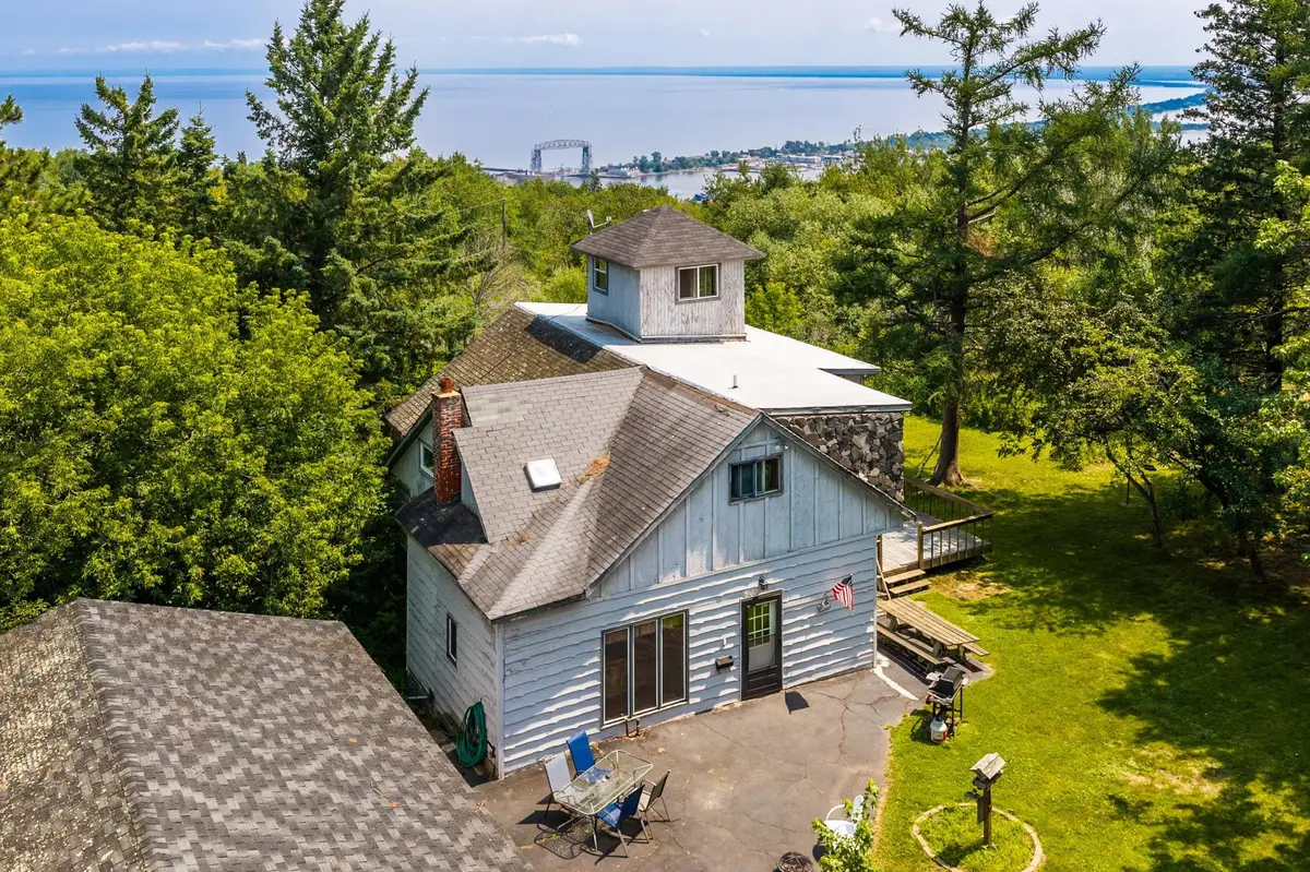 805 W 10th Street, Duluth, MN 55806 - #1