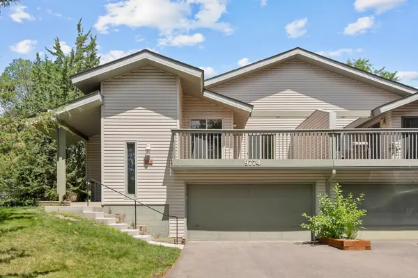 9774 Dorset Lane, Eden Prairie, MN 55347