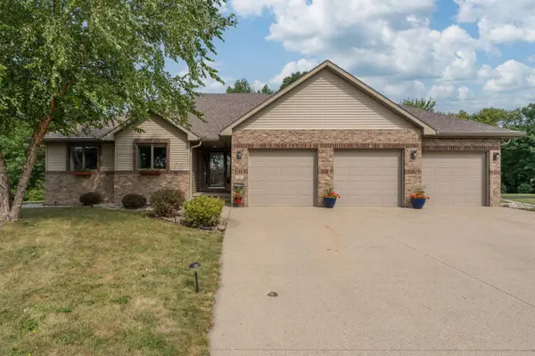 120 Sunburst Circle, Mankato, MN 56001