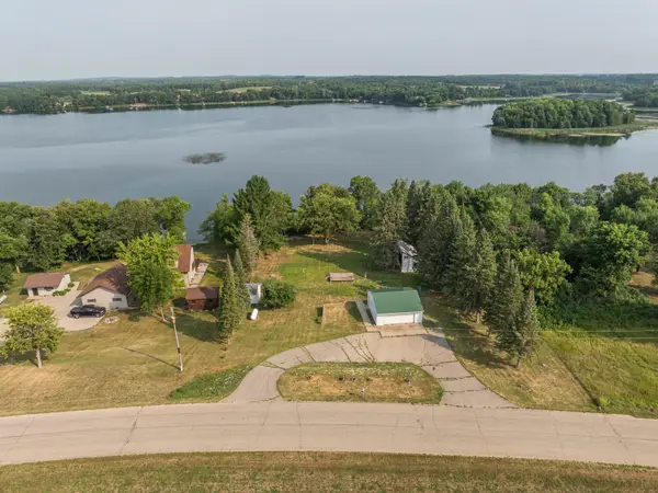 13544 Pearl Lake Drive, Detroit Lakes, MN 56501