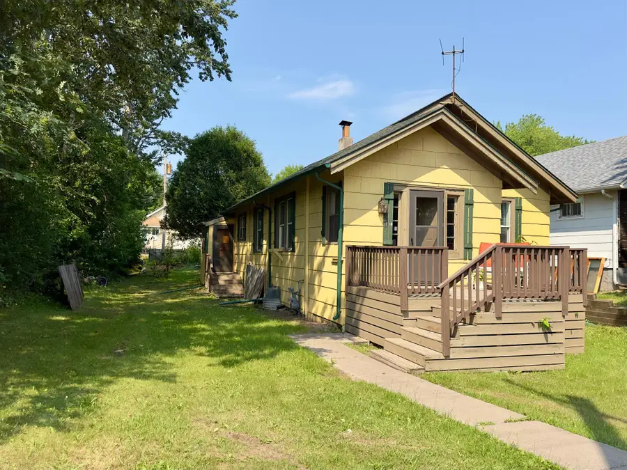 421 S 69th Avenue W, Duluth, MN 55807 - #2