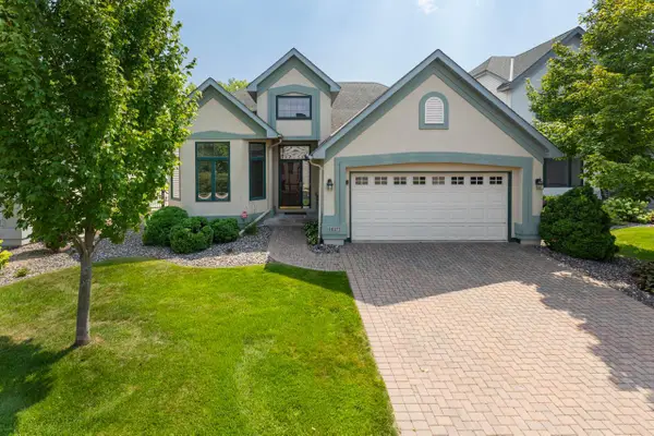 10471 Spyglass Drive, Eden Prairie, MN 55347