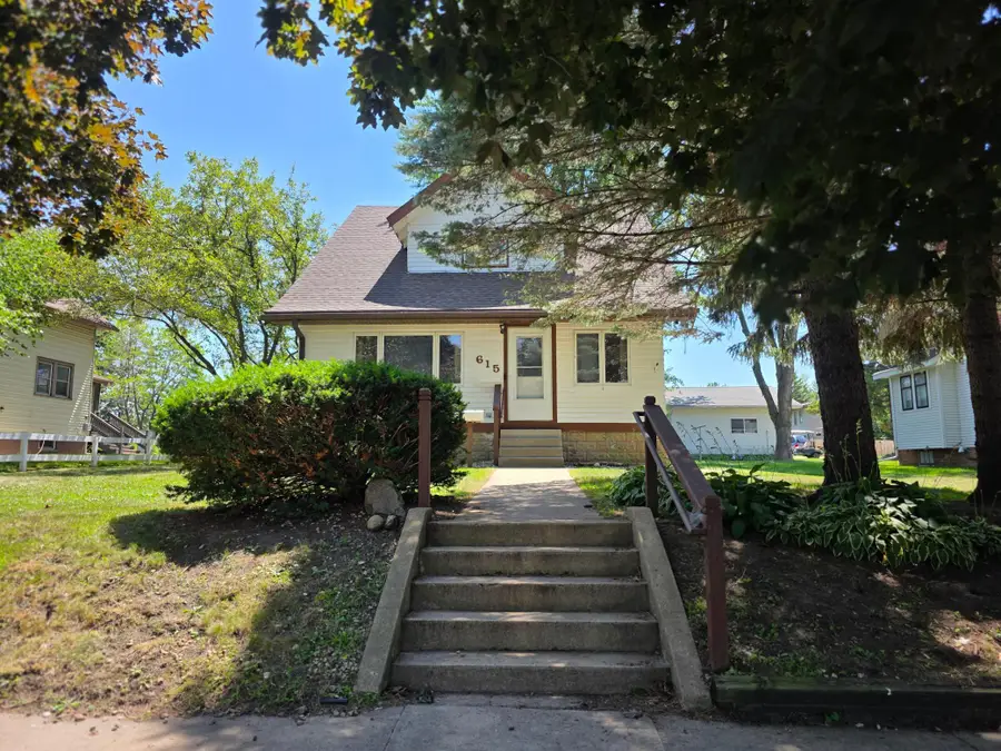 615 7th Street, Kenyon, MN 55946 - #3