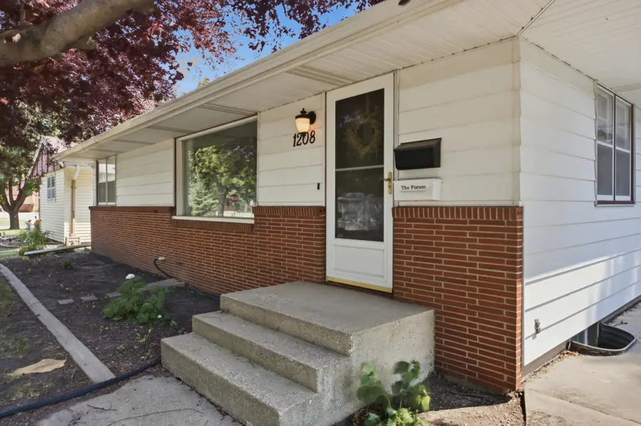 1208 18th Street S, Moorhead, MN 56560 - #3