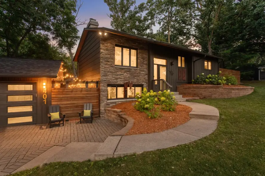 401 Birchwood Avenue, White Bear Lake, MN 55110 - #2