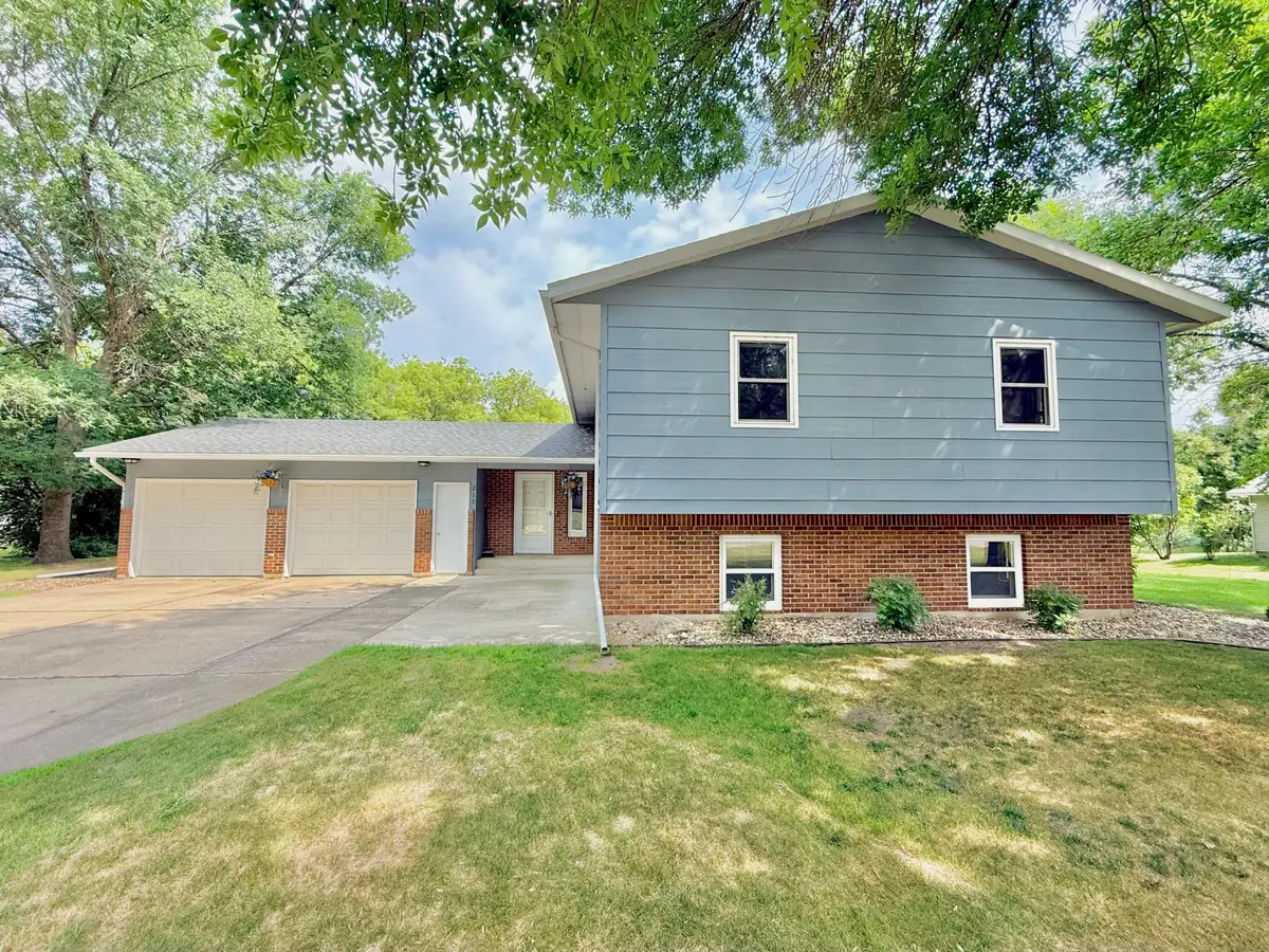 219 Lakeview Drive, Spicer, MN 56288 - #1