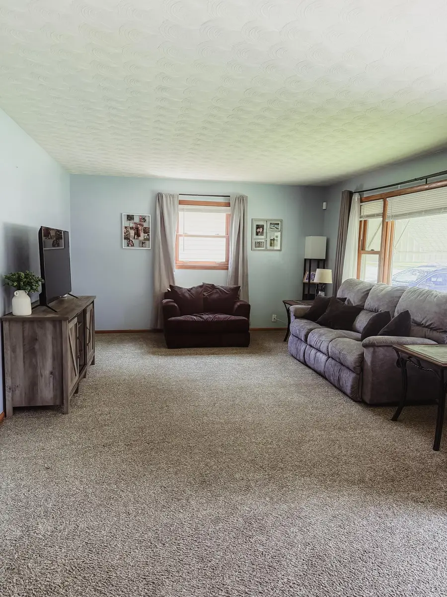 1911 4th Avenue Ne, Austin, MN 55912 - #3