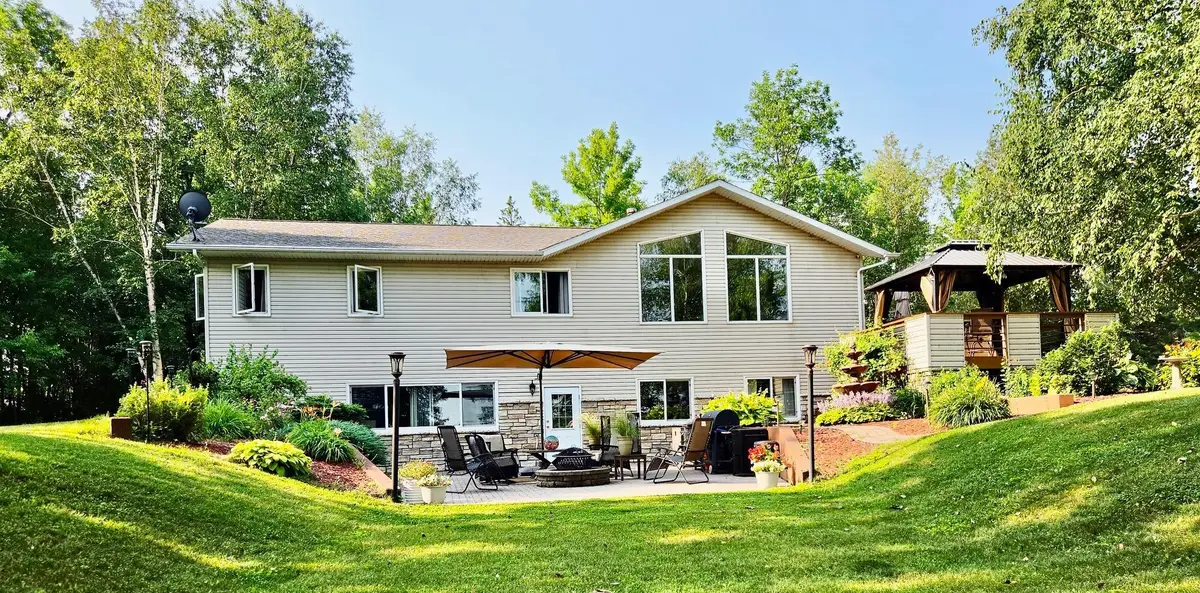 1872 State Highway 11 Se, Baudette, MN 56623 - #1
