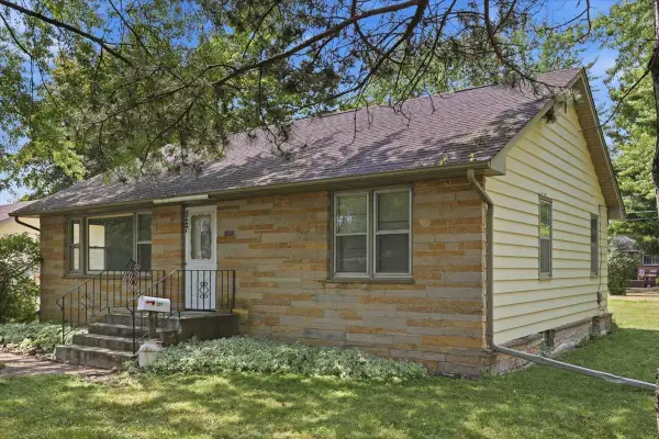 527 Morrison Street, Mora, MN 55051