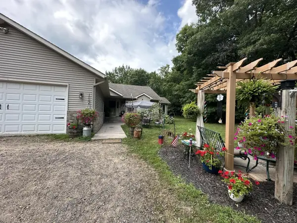 890 Saint Croix Trail, Taylors Falls, MN 55084