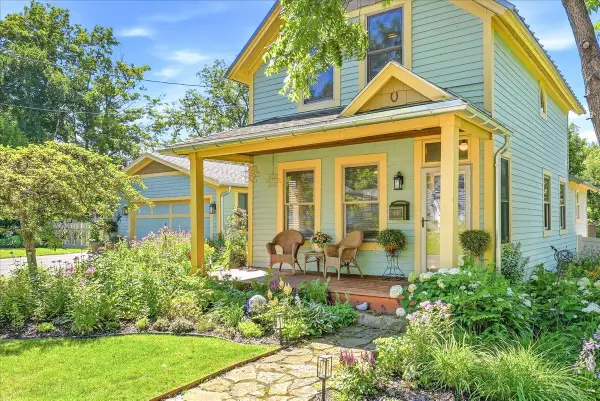 815 Maple Street W, Stillwater, MN 55082