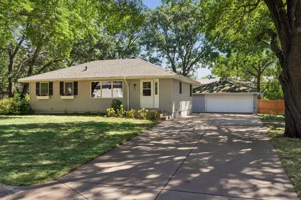 64 99th Avenue Nw, Coon Rapids, MN 55448
