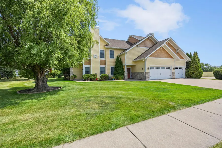 755 Hickory Way #2, Lake City, MN 55041 - #2