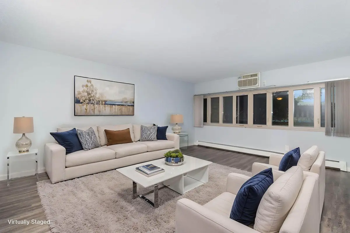 4351 Parklawn Avenue #7E, Edina, MN 55435 - #1