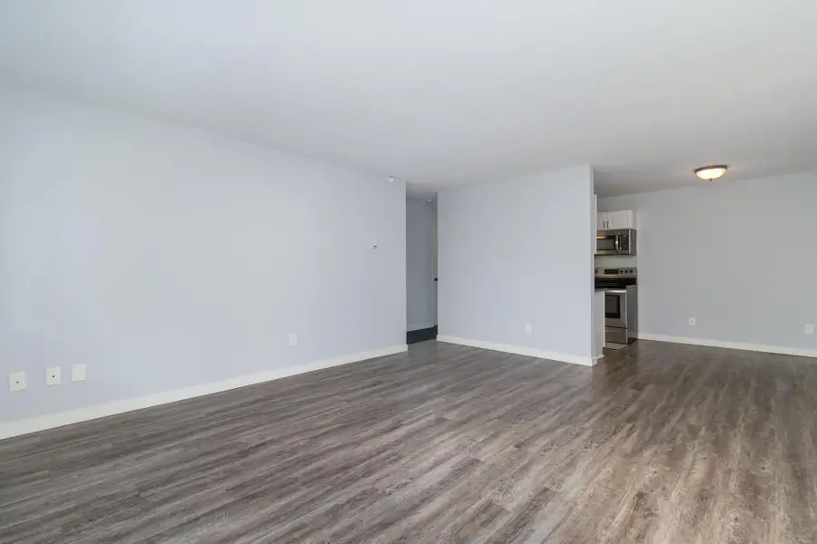 4351 Parklawn Avenue #7E, Edina, MN 55435 - #3
