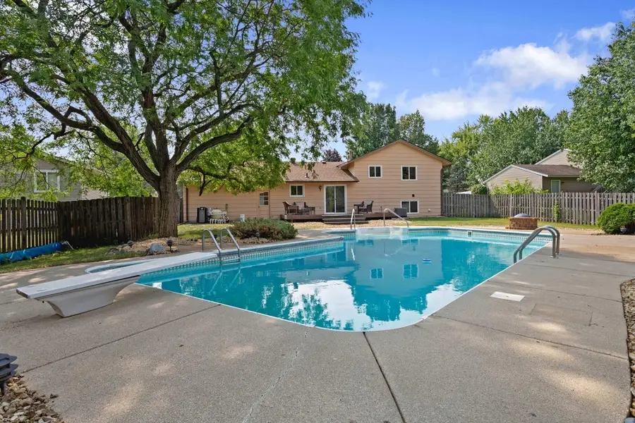 3819 Lodestone Lane, Eagan, MN 55122 - #2