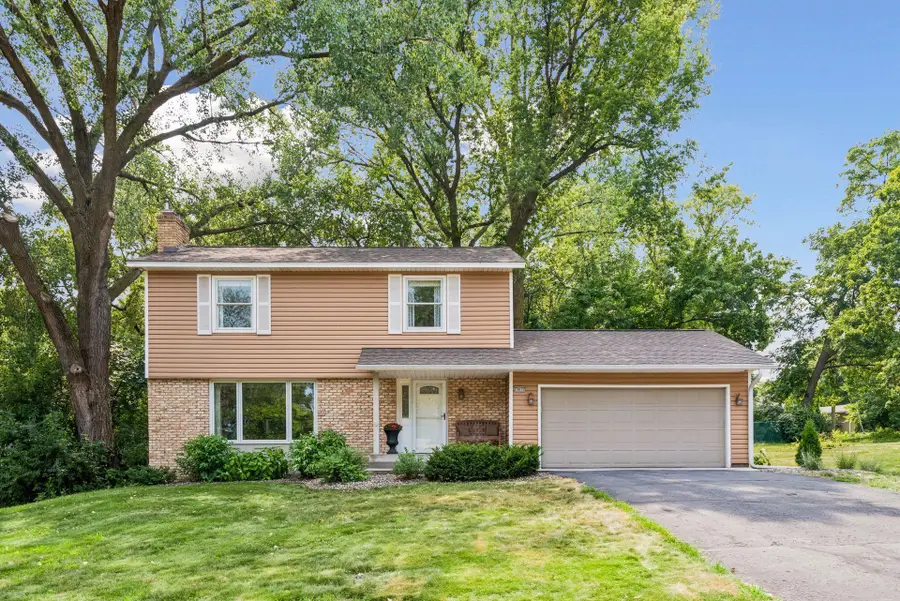 18015 19th Avenue N, Plymouth, MN 55447 - #2