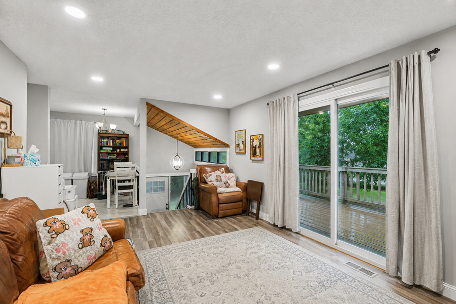 169 Bordeaux Court, Woodbury, MN 55125 - #2