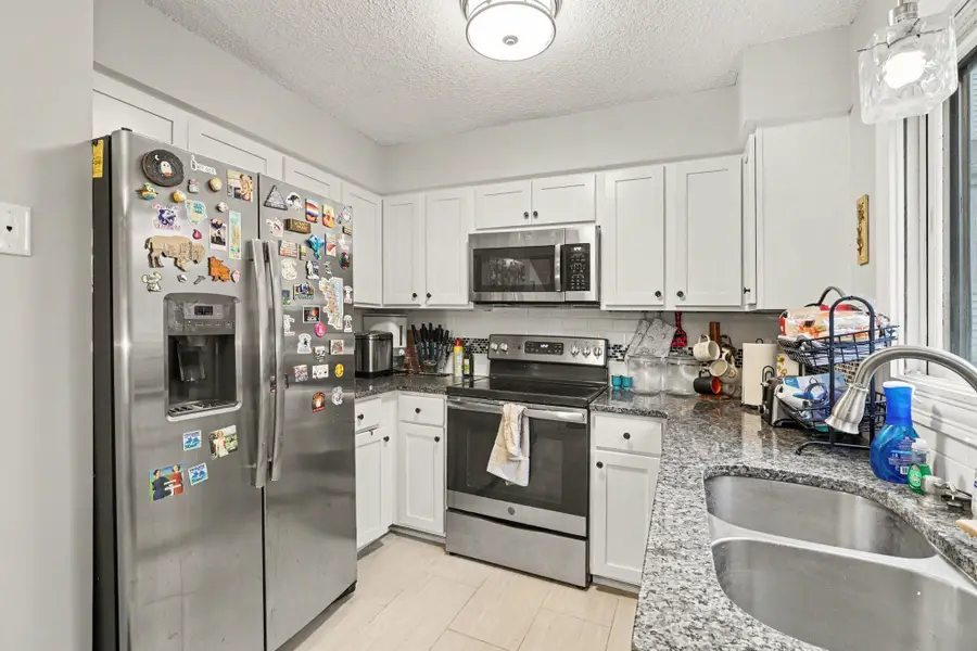 169 Bordeaux Court, Woodbury, MN 55125 - #3