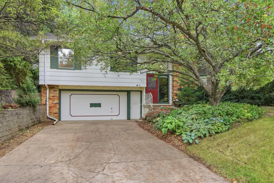 141 Oakwood Drive, New Brighton, MN 55112 - #2