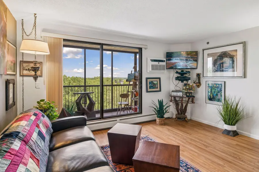6500 Woodlake Drive #905, Richfield, MN 55423 - #2