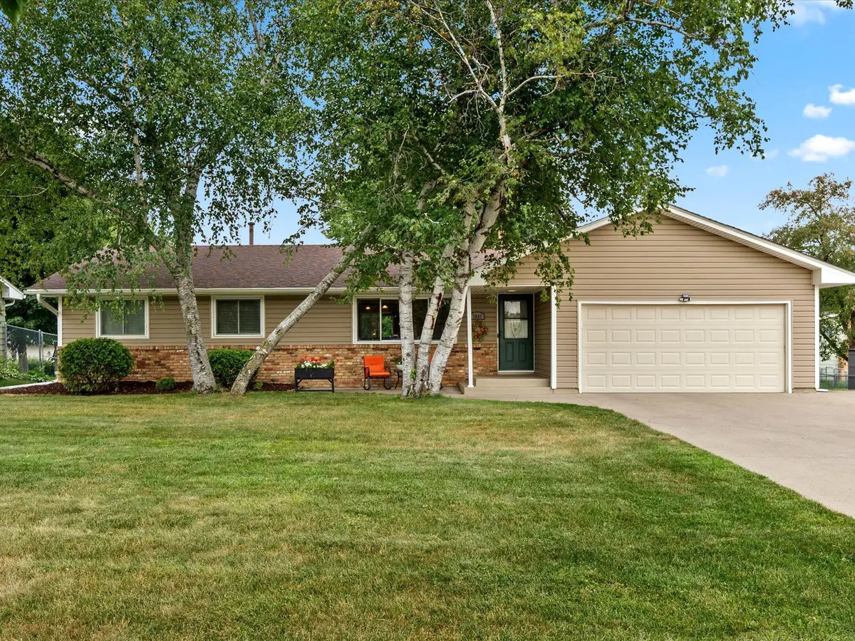 2682 5th Street Nw, New Brighton, MN 55112 - #1