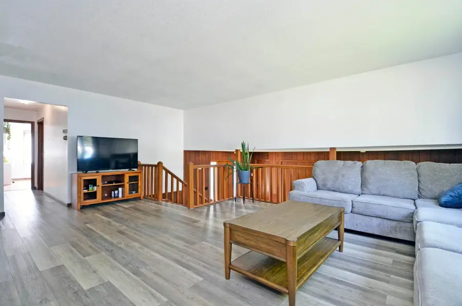 2775 Hilltop Court, North Saint Paul, MN 55109 - #2