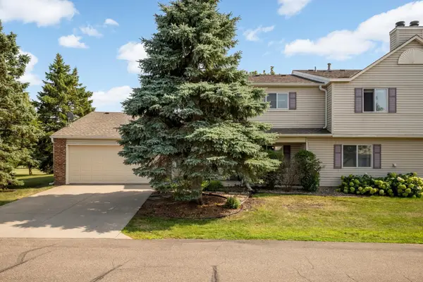 15822 Griffon Path, Apple Valley, MN 55124