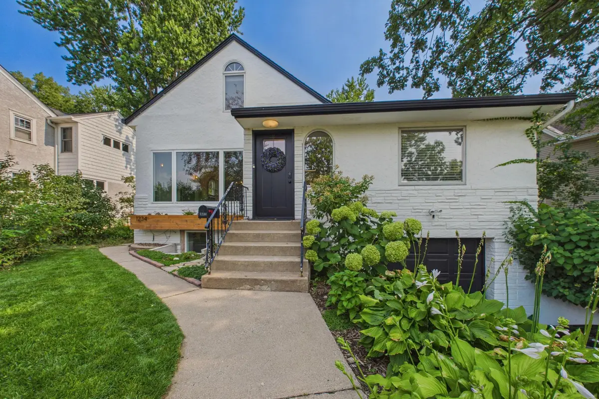 1234 Como Boulevard E, Saint Paul, MN 55117 - #1