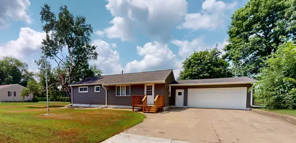 100 8th Street N, Kiester, MN 56051