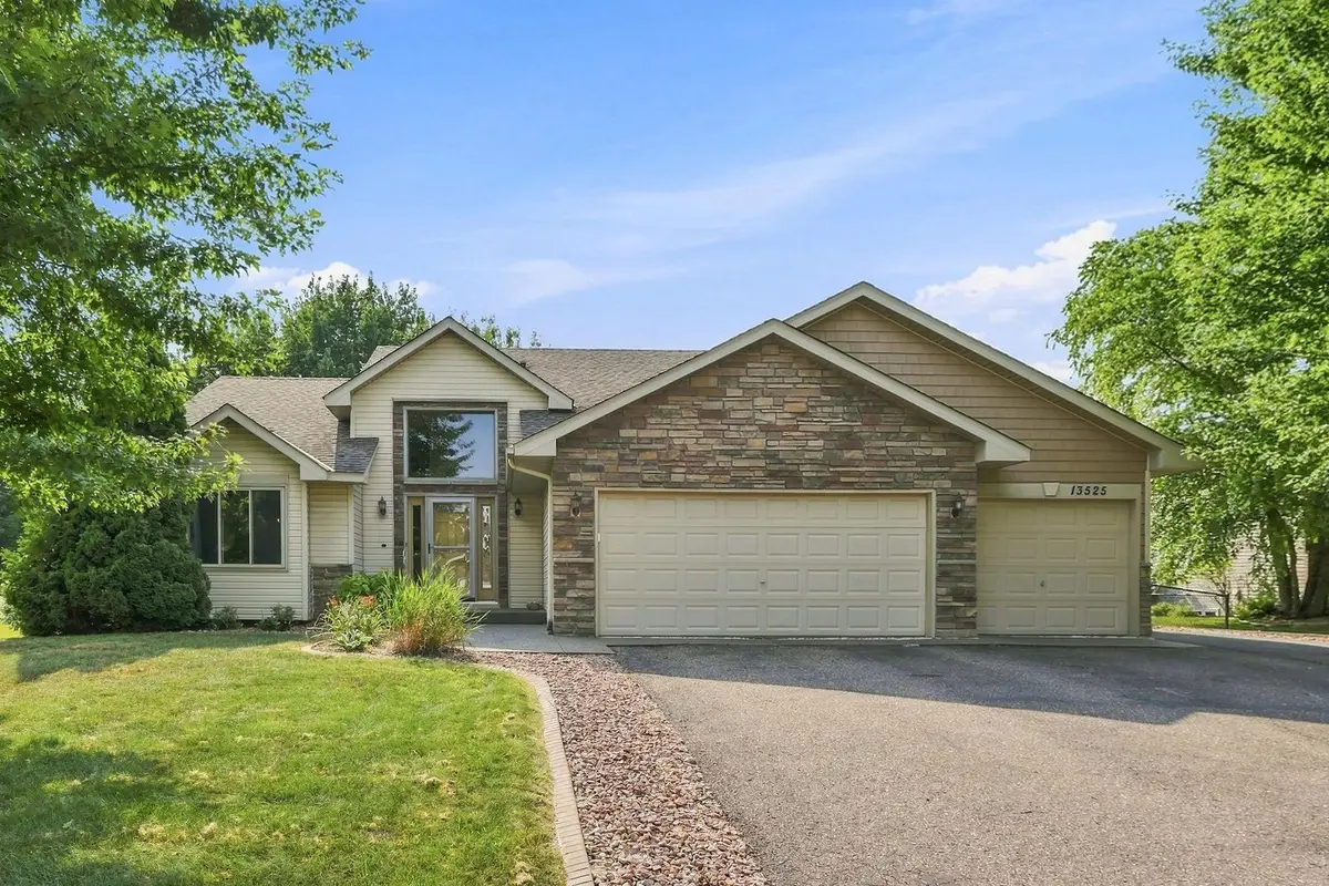 13525 Oakwood Drive, Rogers, MN 55374 - #1