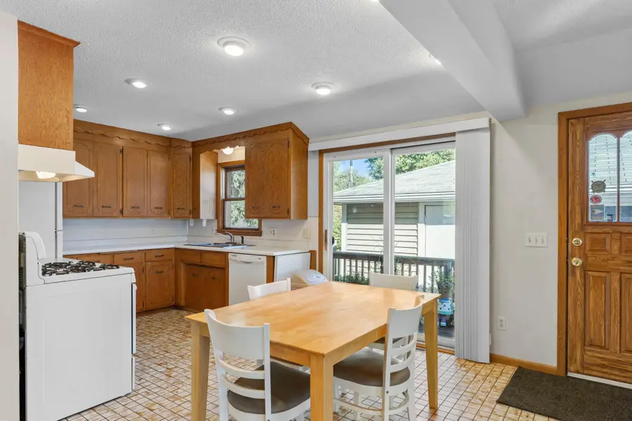 1041 Keefe Street, Eagan, MN 55121 - #3