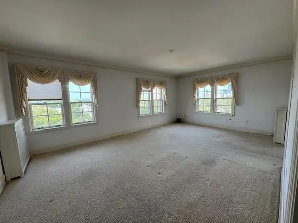 2615 Park Avenue #519, Minneapolis, MN 55407