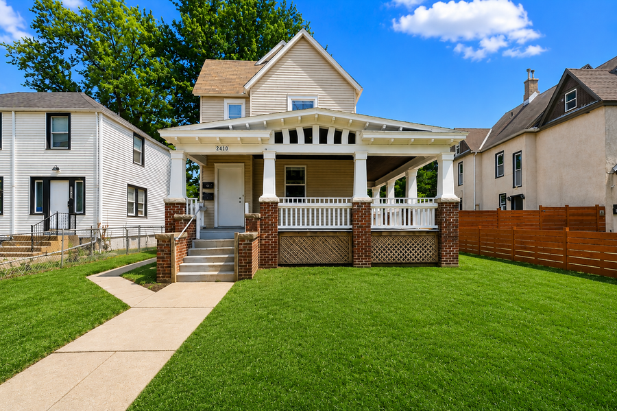 2410 James Avenue N, Minneapolis, MN 55411 - #2