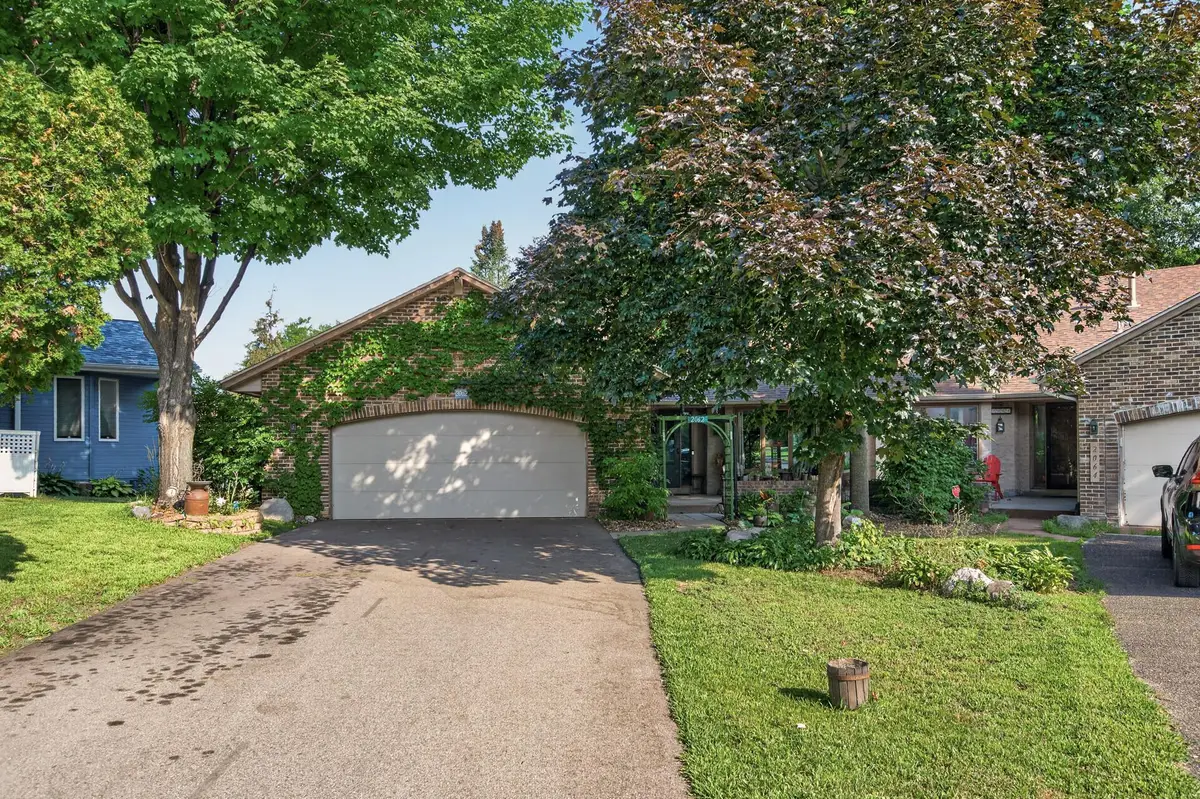 2062 28th Avenue Nw, New Brighton, MN 55112 - #1