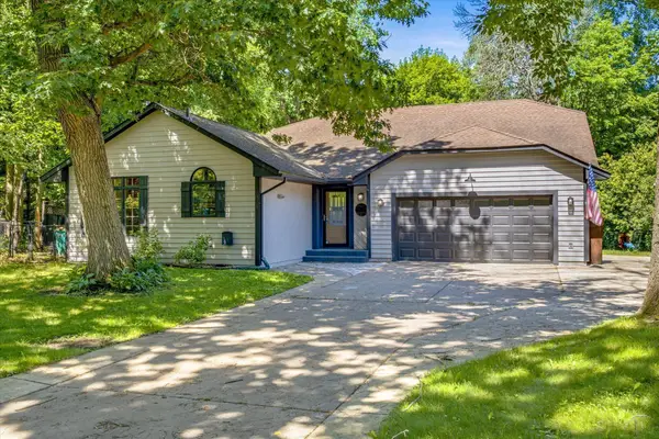 4785 Mayelin Avenue Ne, Saint Michael, MN 55376