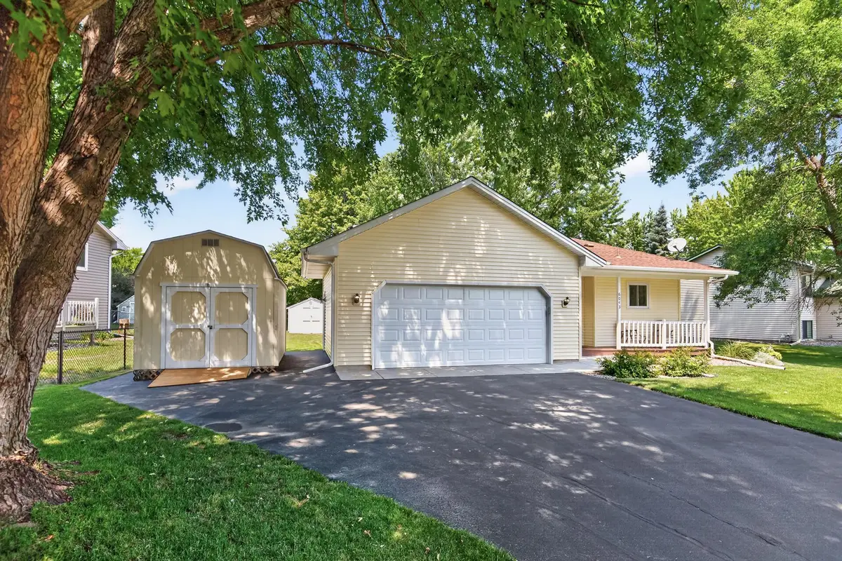 6043 Kalland Drive Ne, Albertville, MN 55301 - #1